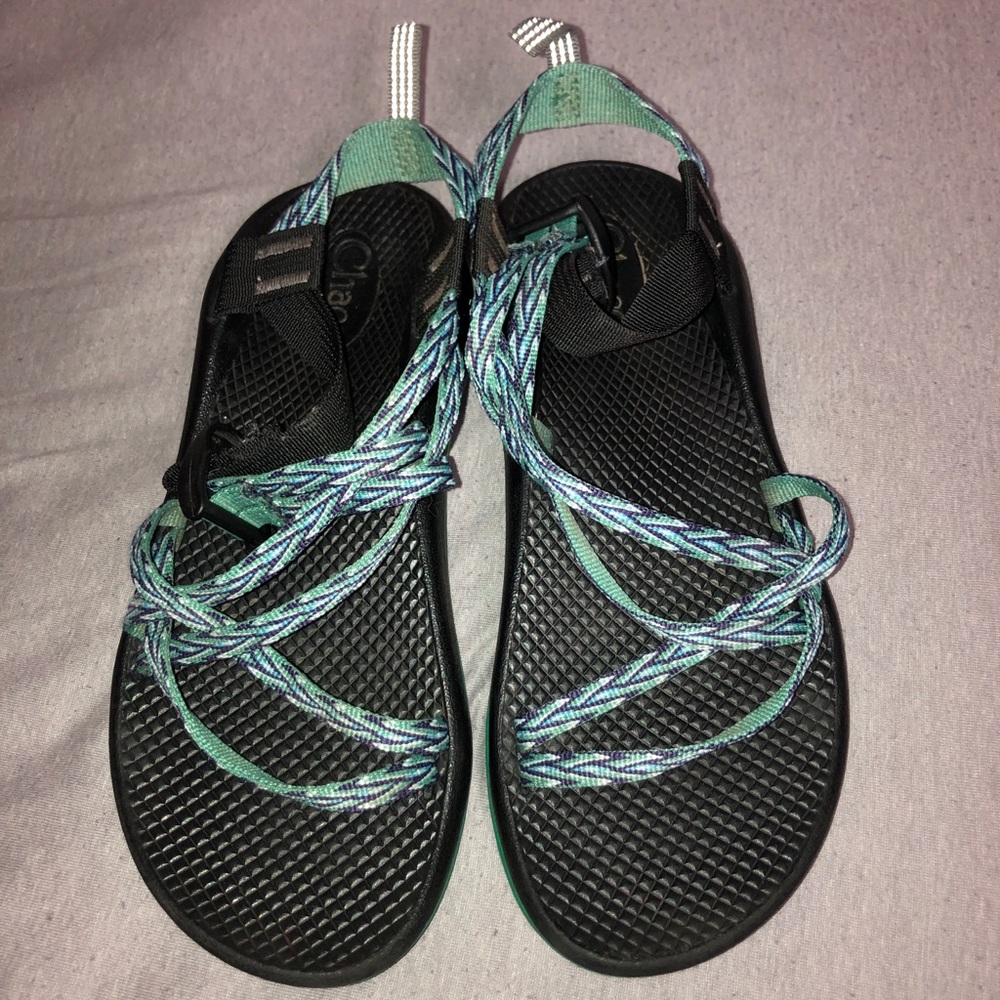 Size 6 Chacos